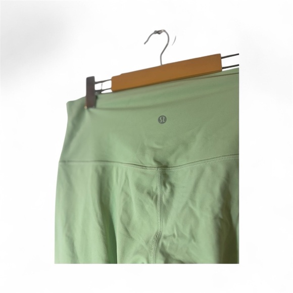 Lululemon Align High Rise Crop - Size 10 - Picture 6 of 9